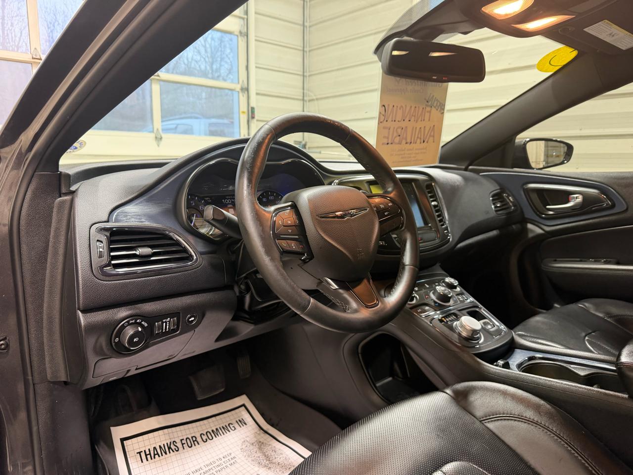 Chrysler 200 4dr Sdn S AWD 2016