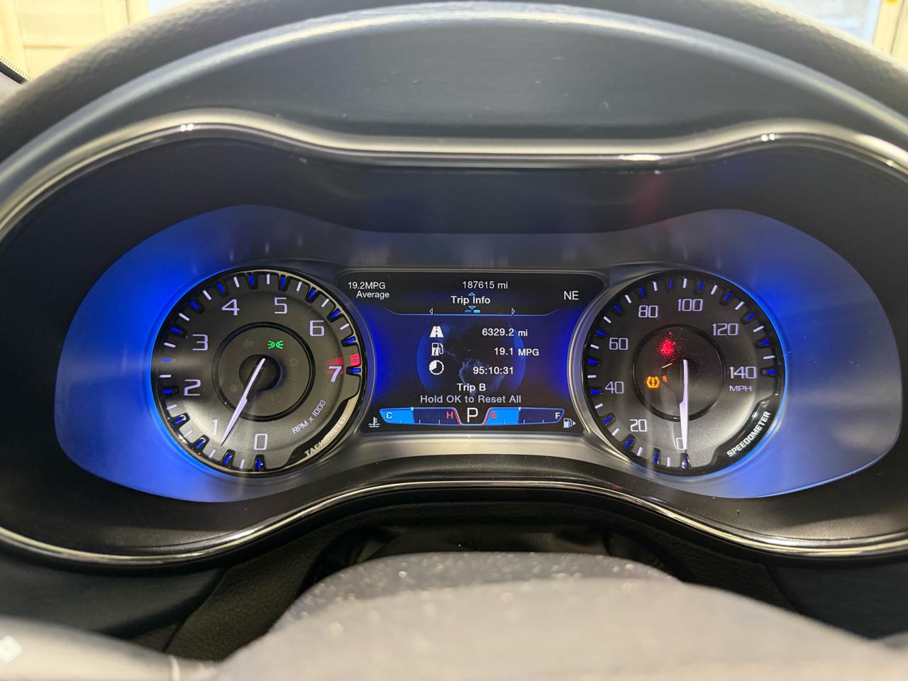 Chrysler 200 4dr Sdn S AWD 2016
