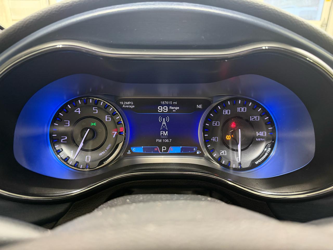 Chrysler 200 4dr Sdn S AWD 2016