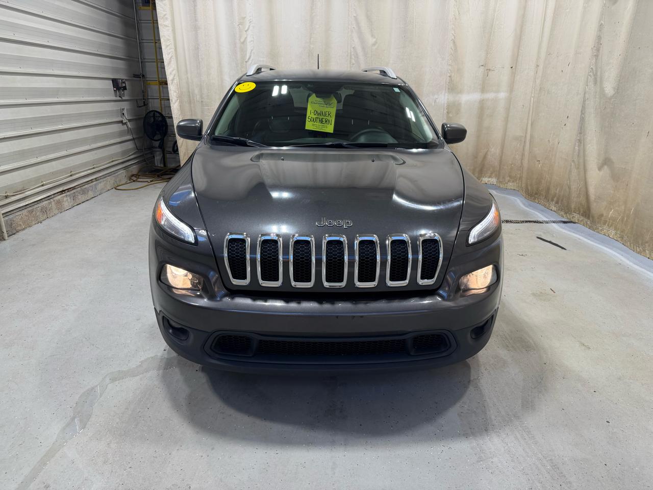 Jeep Cherokee FWD 4dr Latitude 2016