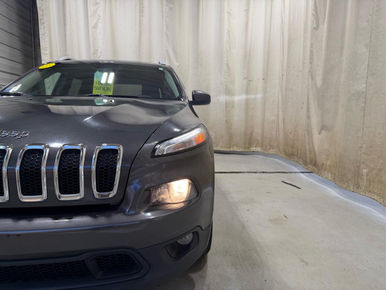 Jeep Cherokee FWD 4dr Latitude 2016