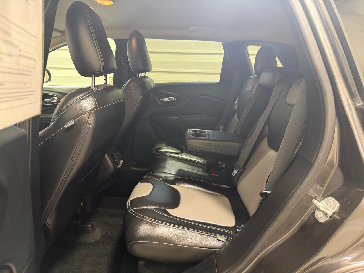 Jeep Cherokee FWD 4dr Latitude 2016