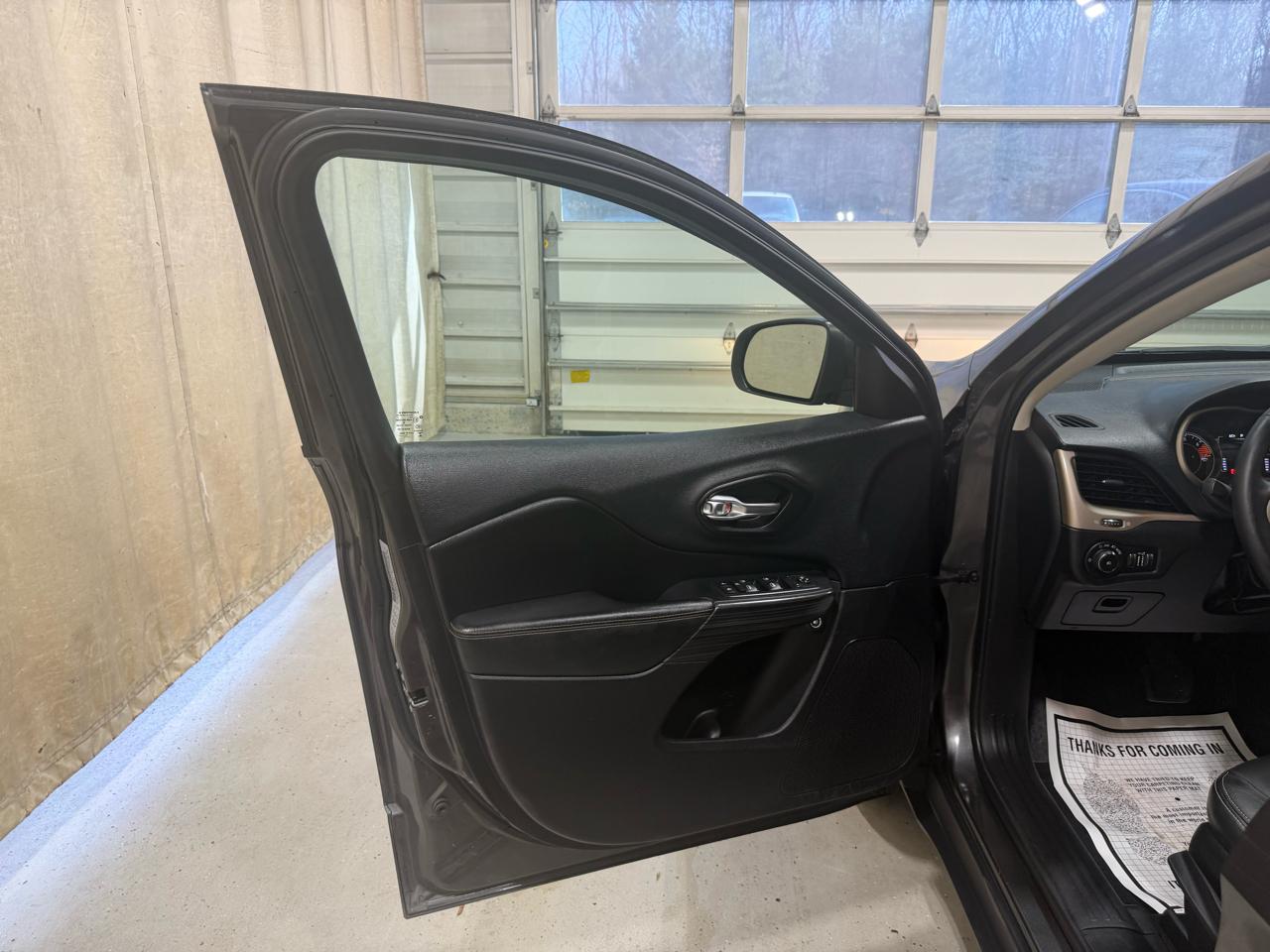 Jeep Cherokee FWD 4dr Latitude 2016