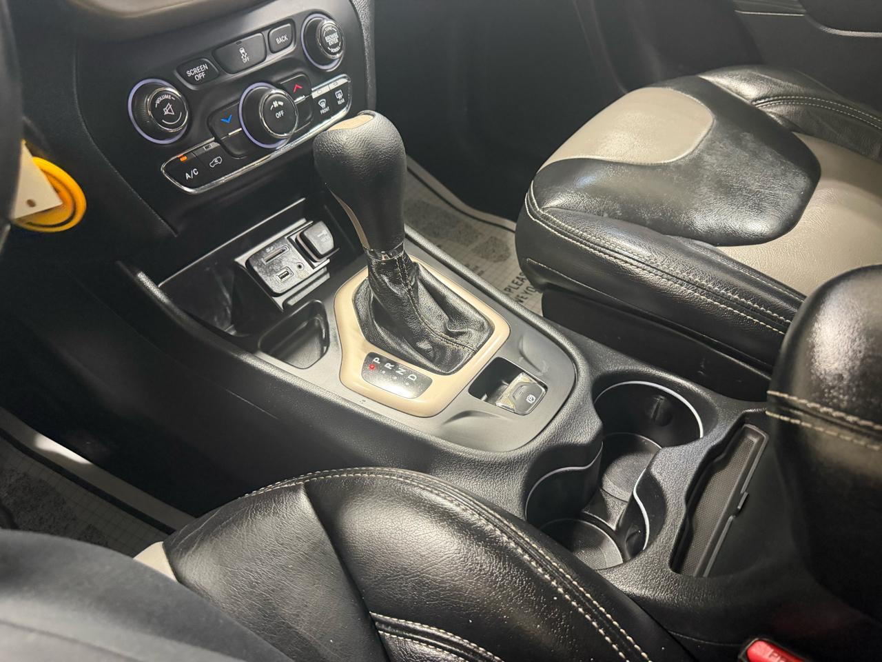 Jeep Cherokee FWD 4dr Latitude 2016