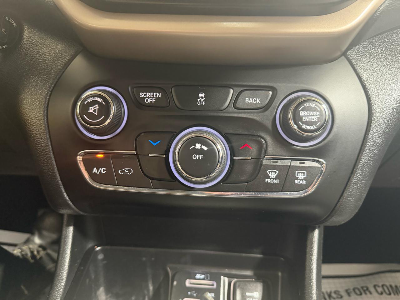 Jeep Cherokee FWD 4dr Latitude 2016