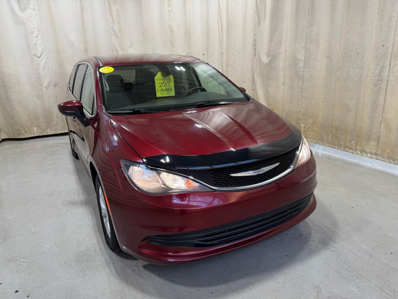 Chrysler Pacifica Touring FWD 2017