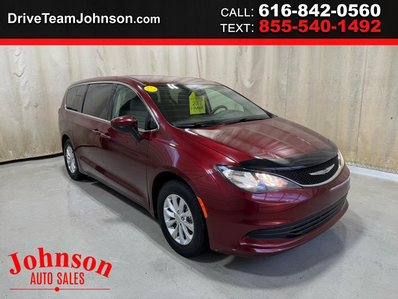 2017 Chrysler Pacifica Touring FWD