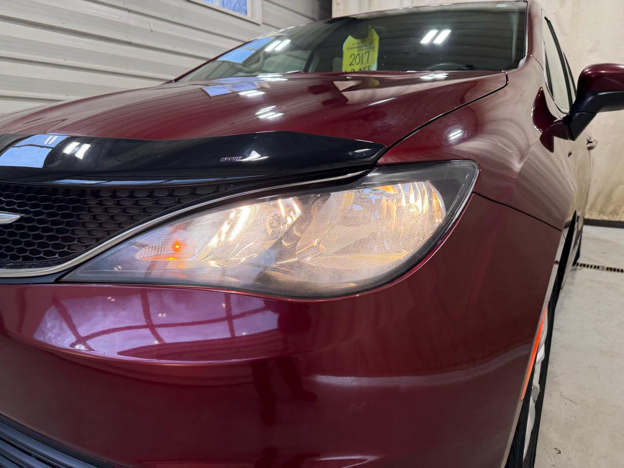 Chrysler Pacifica Touring FWD 2017