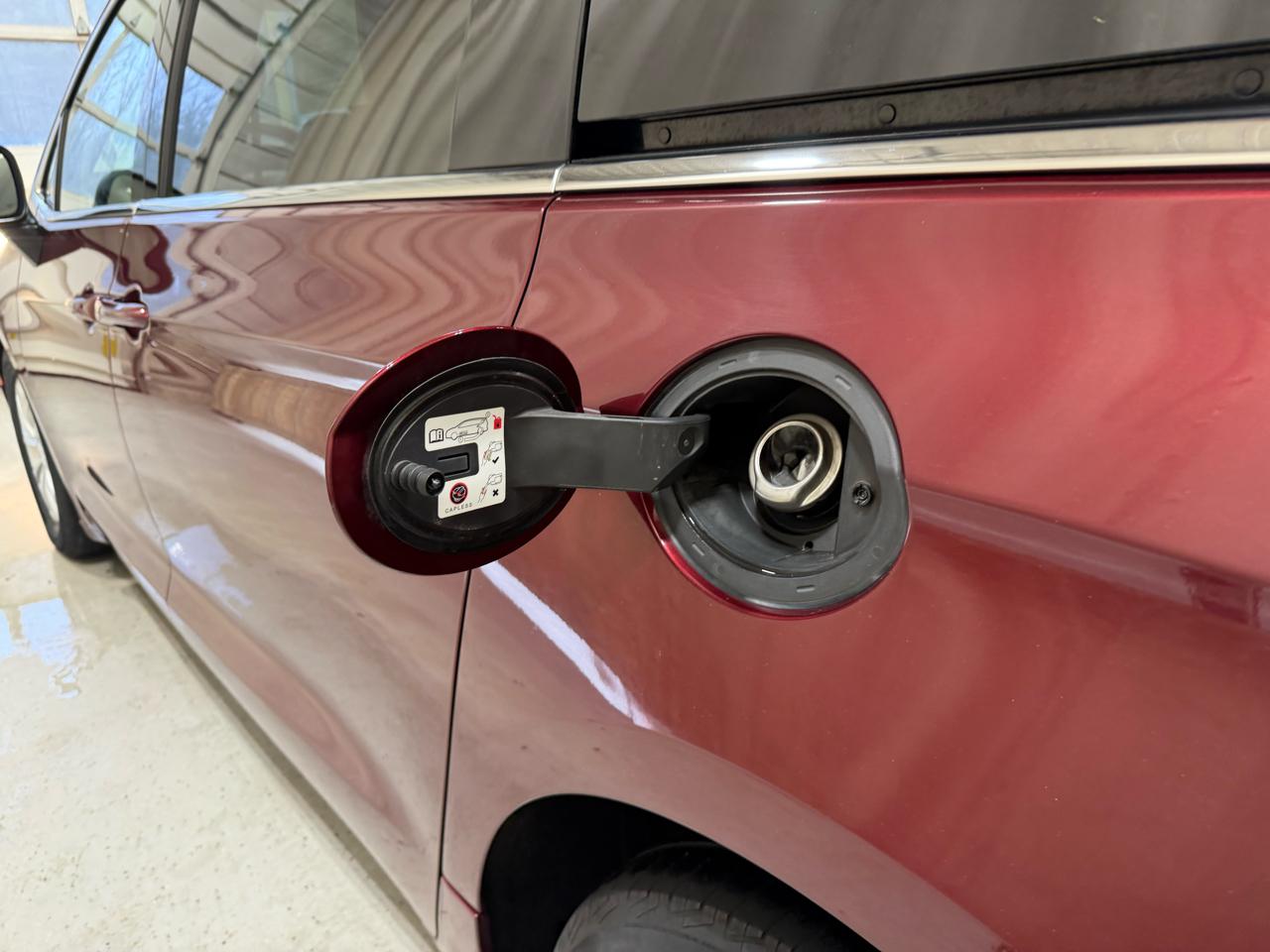 Chrysler Pacifica Touring FWD 2017