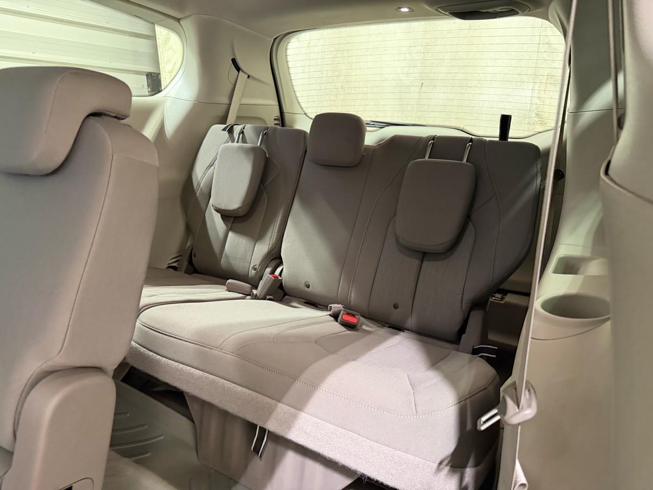 Chrysler Pacifica Touring FWD 2017