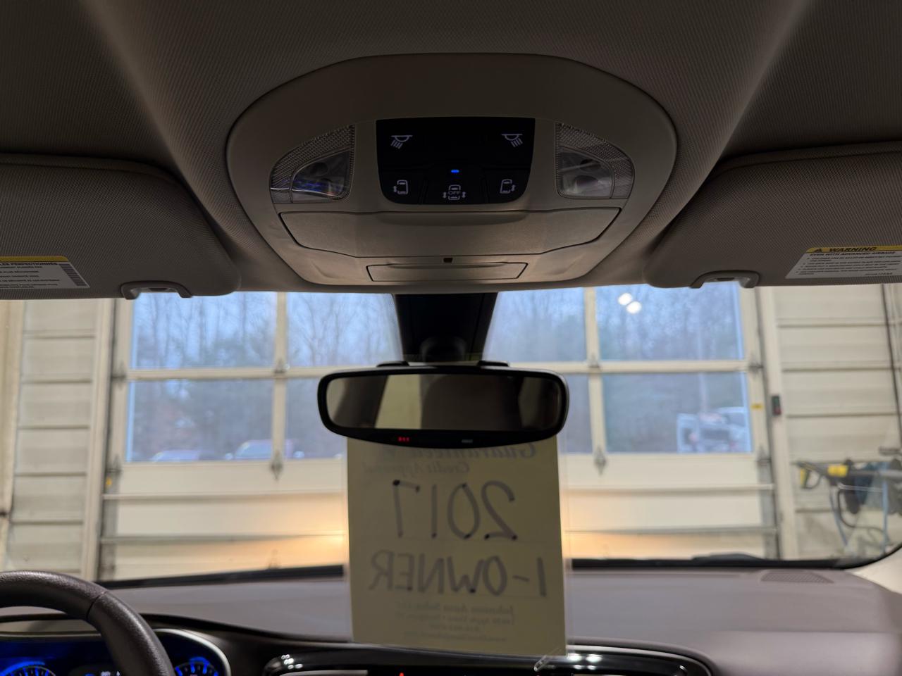 Chrysler Pacifica Touring FWD 2017