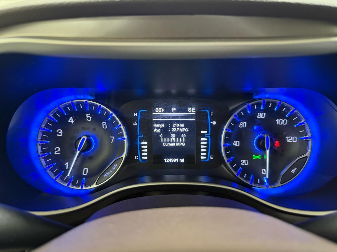 Chrysler Pacifica Touring FWD 2017