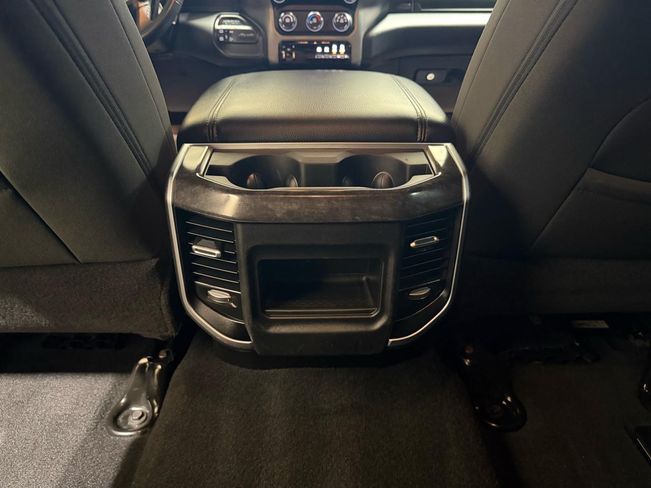 RAM 2500 Big Horn 4x4 Crew Cab 6'4" Box 2024