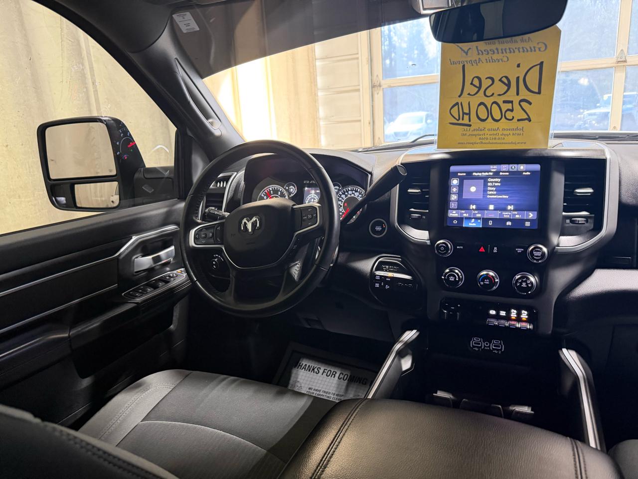 RAM 2500 Big Horn 4x4 Crew Cab 6'4" Box 2024