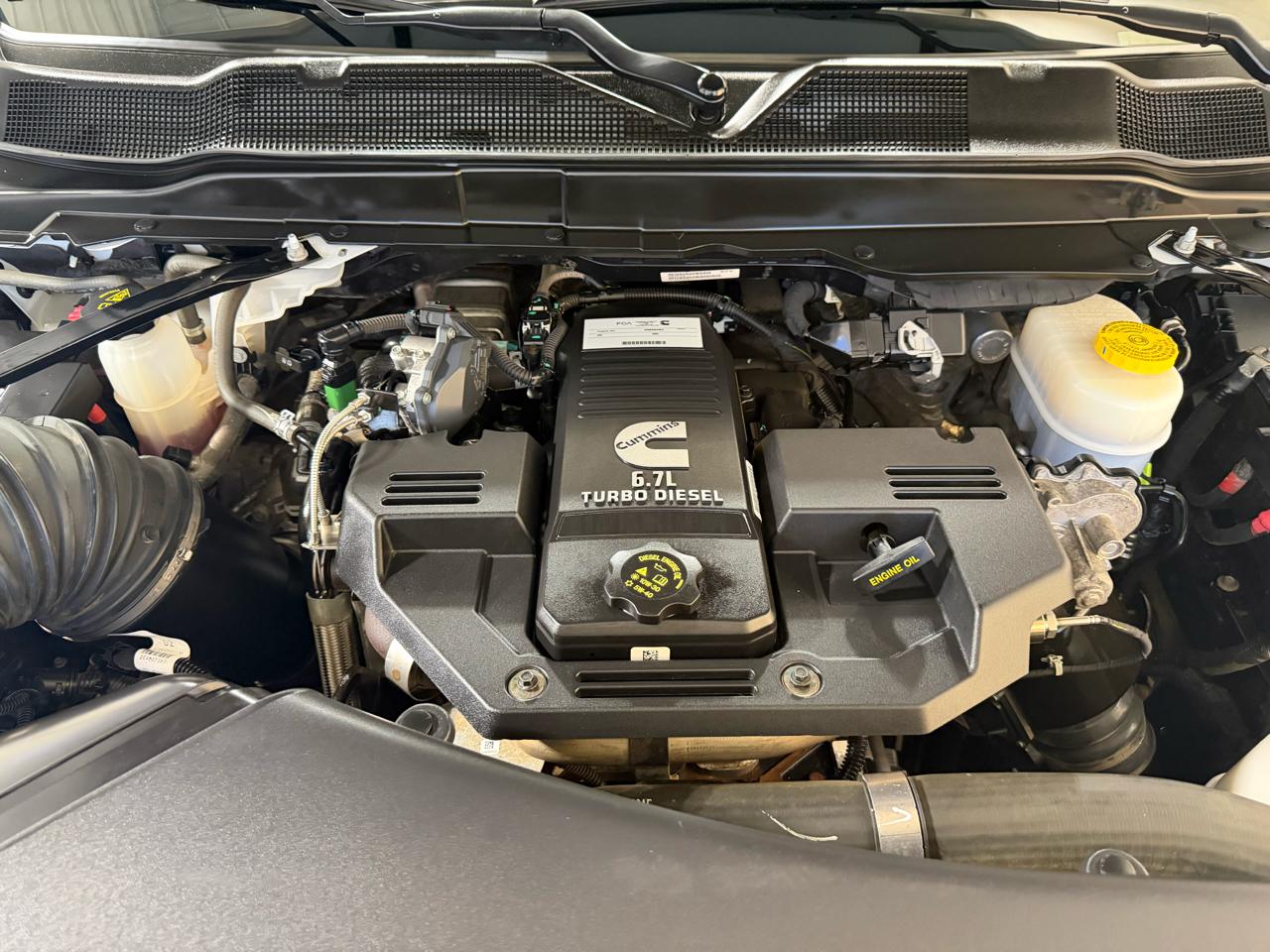 RAM 2500 Big Horn 4x4 Crew Cab 6'4" Box 2024