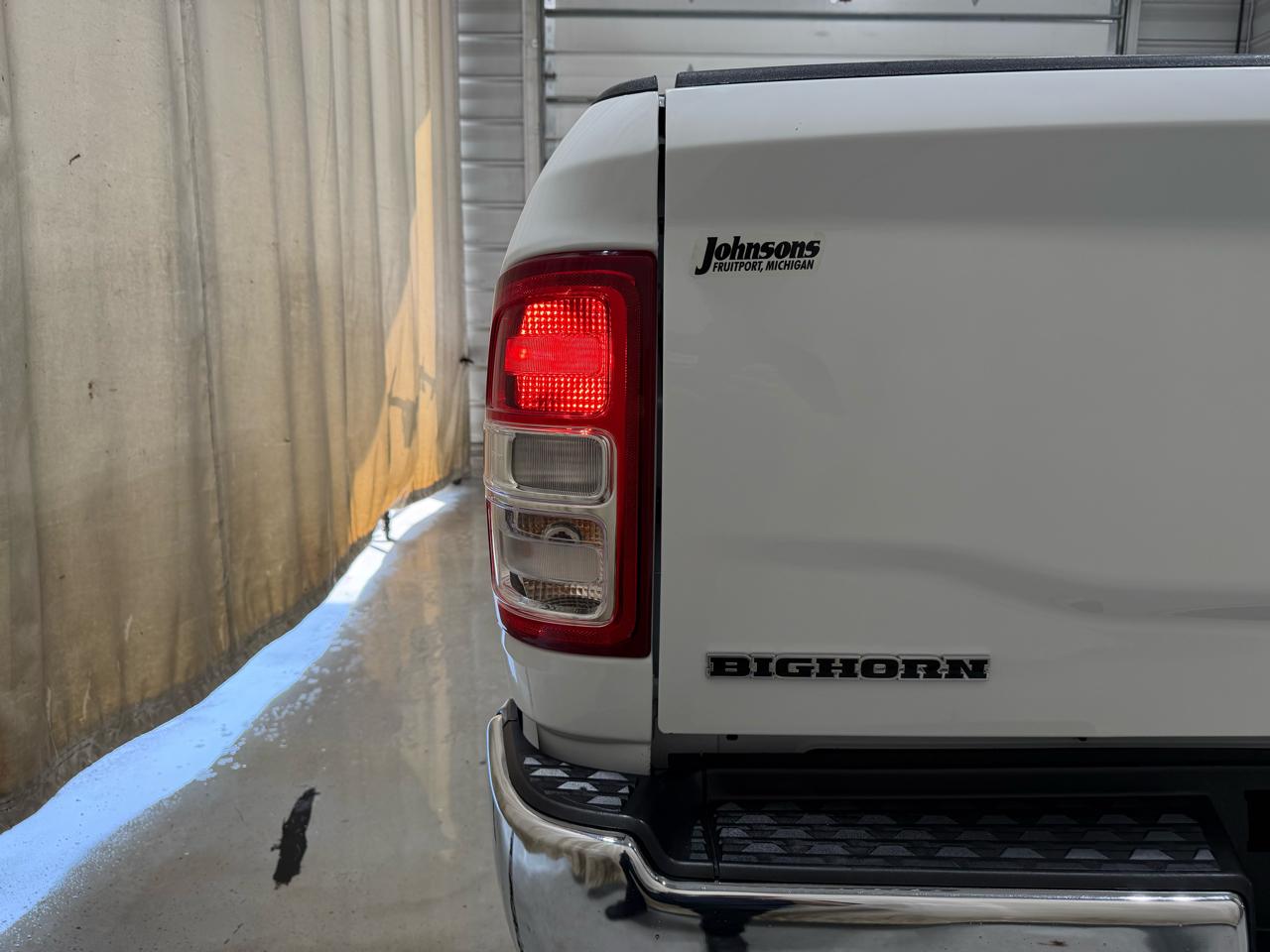 RAM 2500 Big Horn 4x4 Crew Cab 6'4" Box 2024