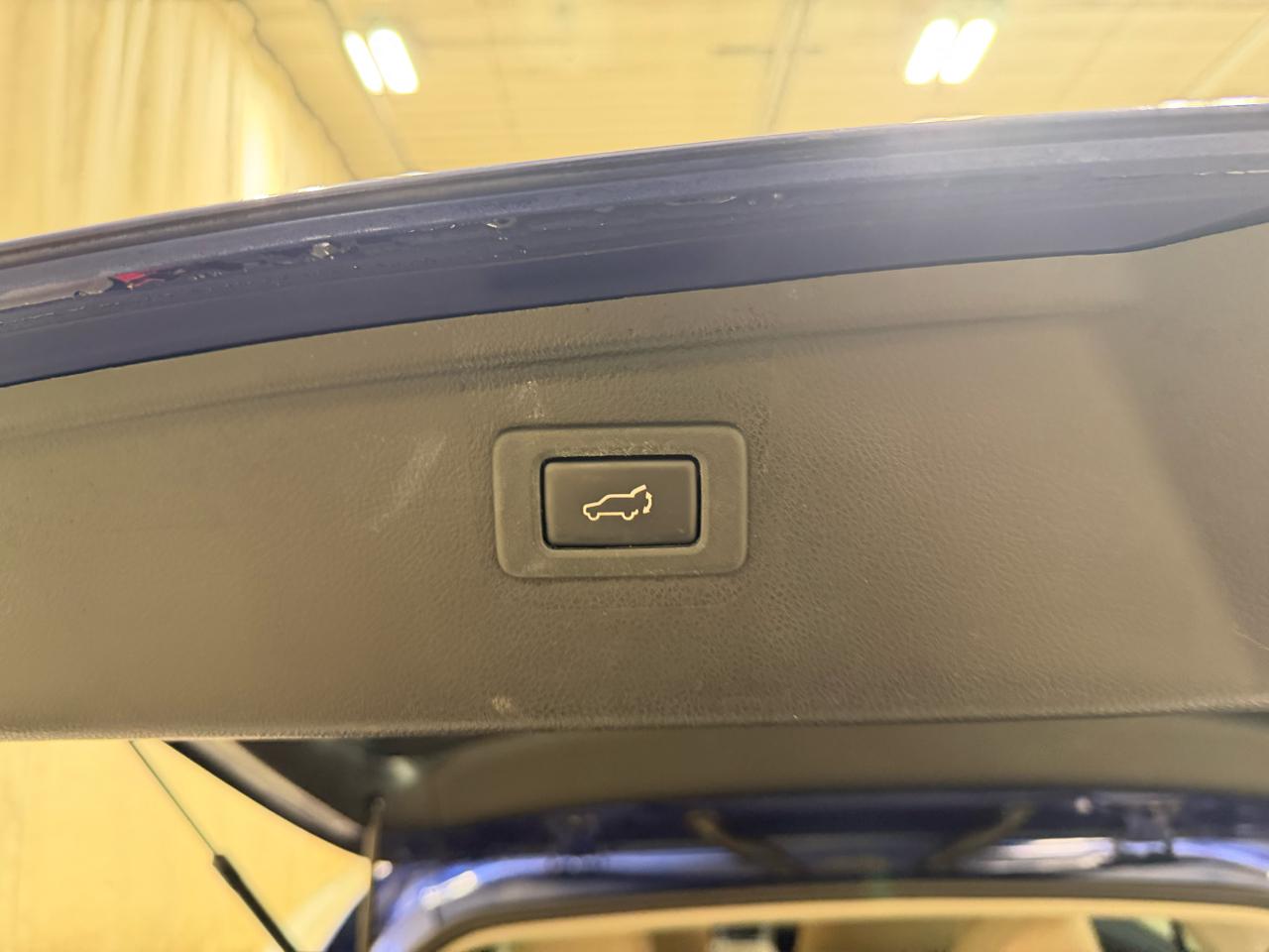 Subaru Outback 4dr Wgn 2.5i Limited 2016