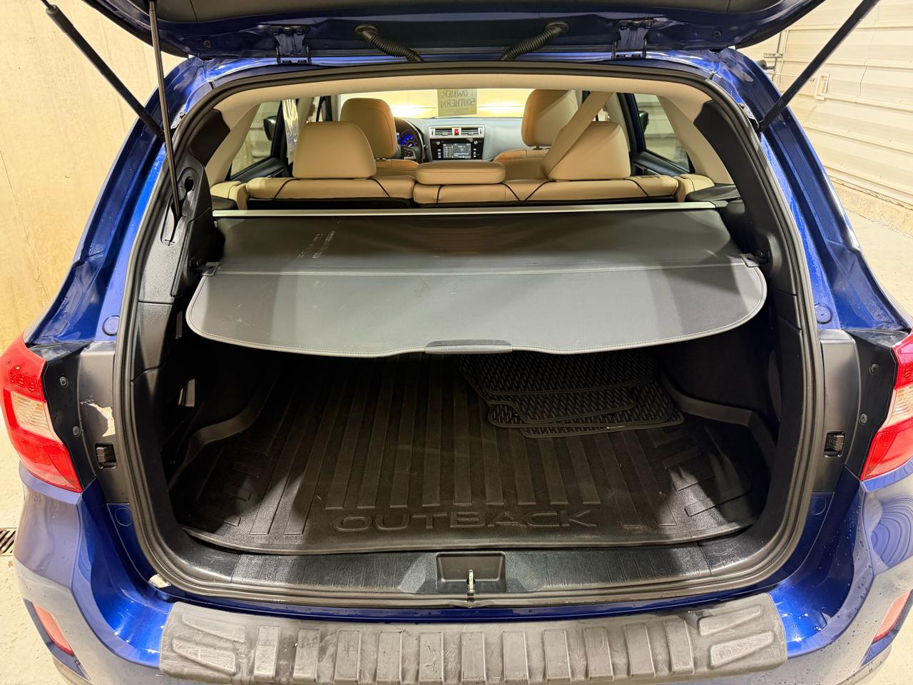 Subaru Outback 4dr Wgn 2.5i Limited 2016