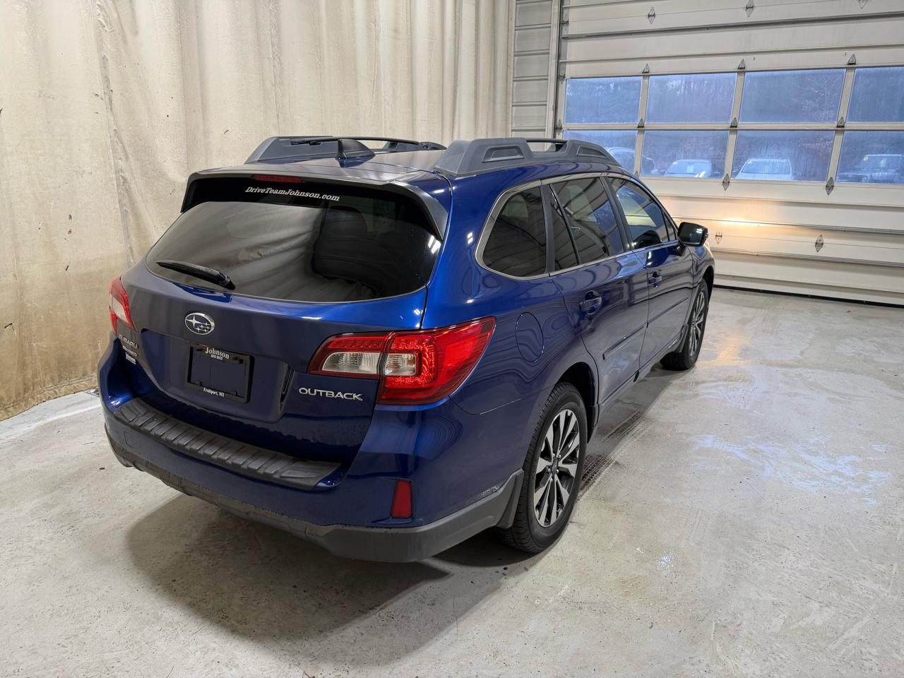 Subaru Outback 4dr Wgn 2.5i Limited 2016