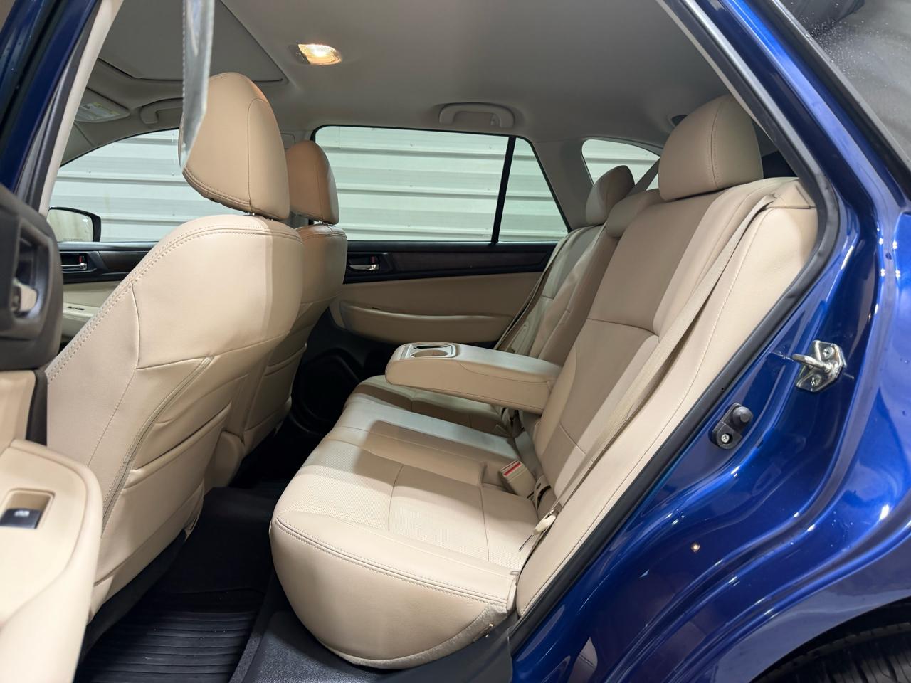 Subaru Outback 4dr Wgn 2.5i Limited 2016