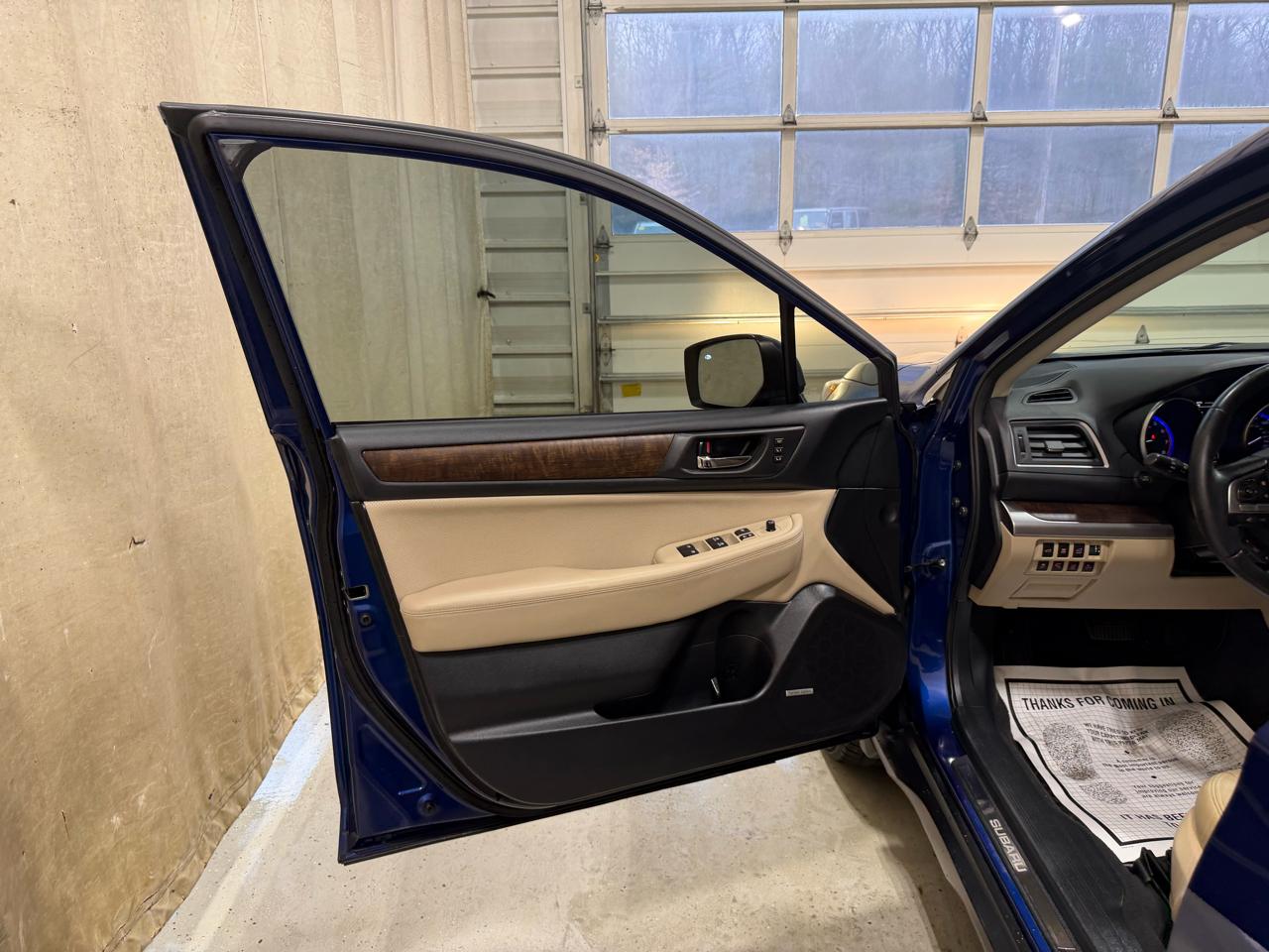 Subaru Outback 4dr Wgn 2.5i Limited 2016