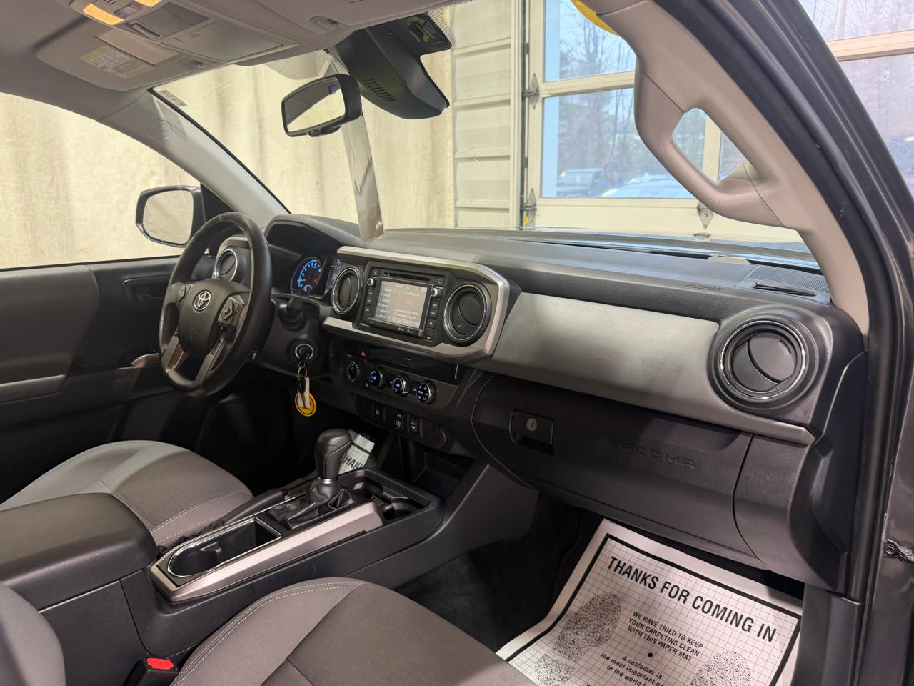 Toyota Tacoma SR5 Double Cab 6' Bed V6 4x4 AT (Natl) 2018