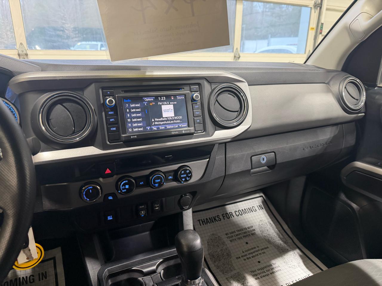 Toyota Tacoma SR5 Double Cab 6' Bed V6 4x4 AT (Natl) 2018