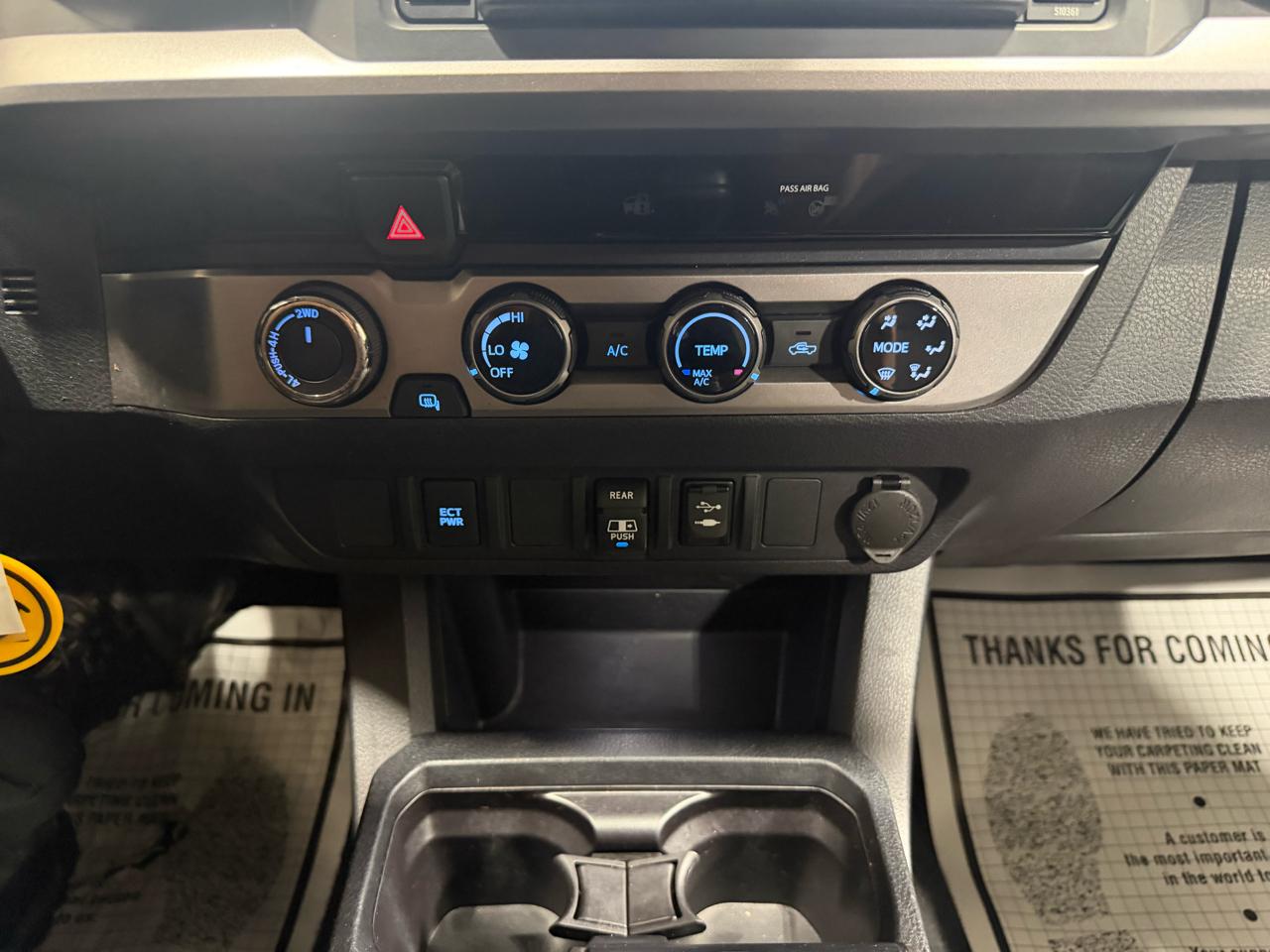 Toyota Tacoma SR5 Double Cab 6' Bed V6 4x4 AT (Natl) 2018