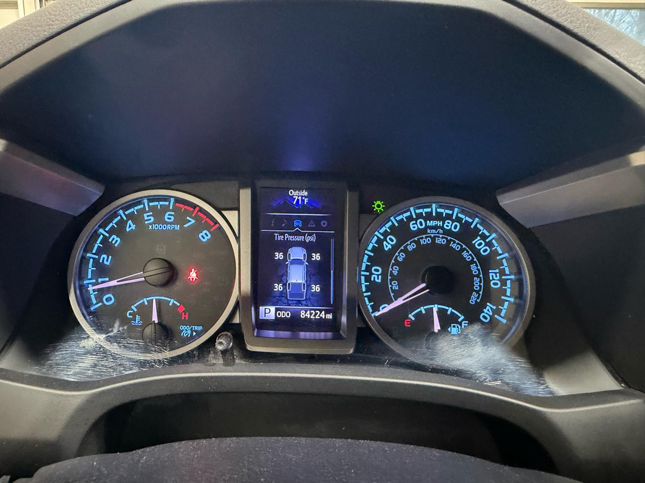 Toyota Tacoma SR5 Double Cab 6' Bed V6 4x4 AT (Natl) 2018