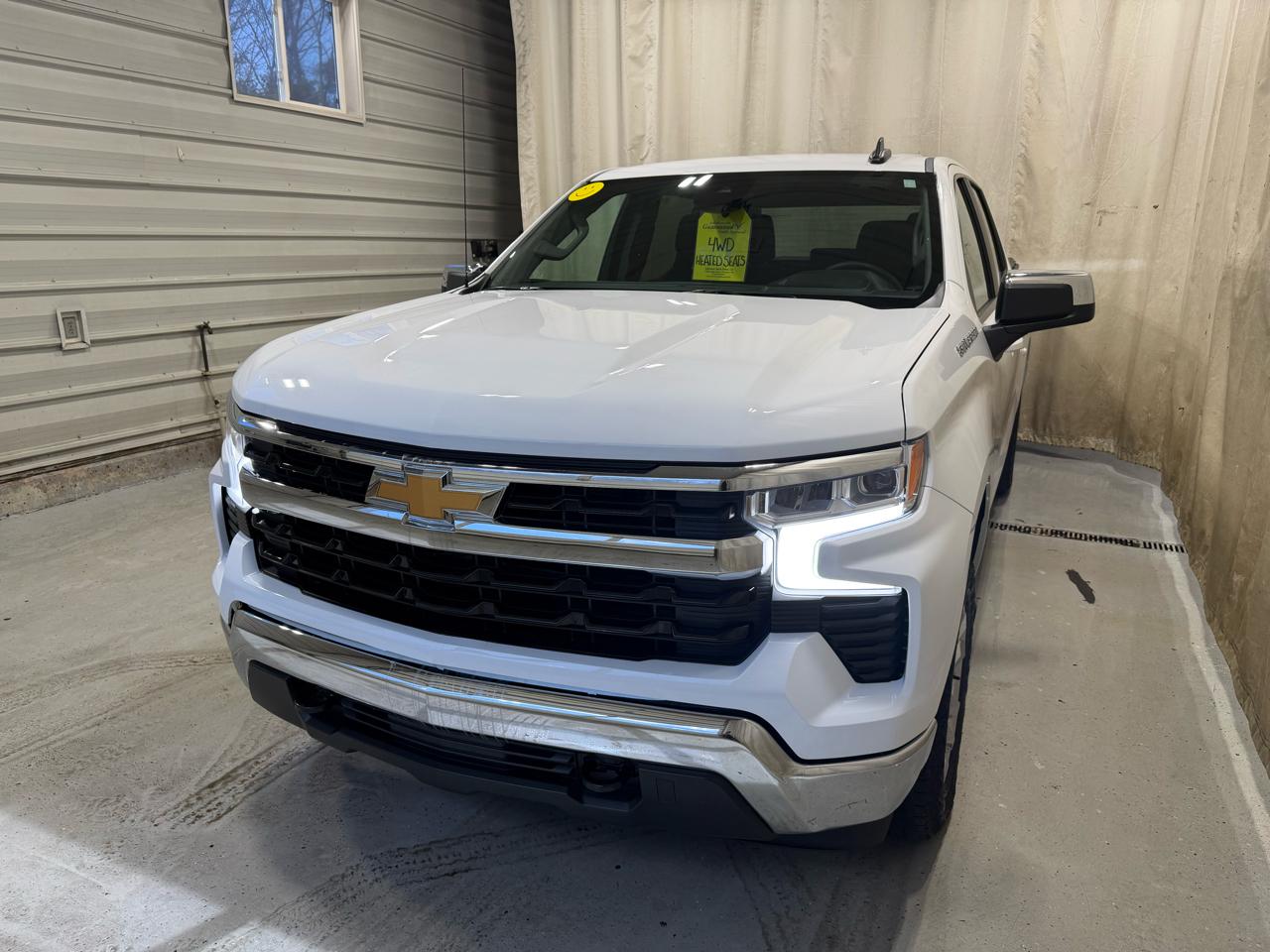 Chevrolet Silverado 1500 4WD Crew Cab 147" LT w/2FL 2023