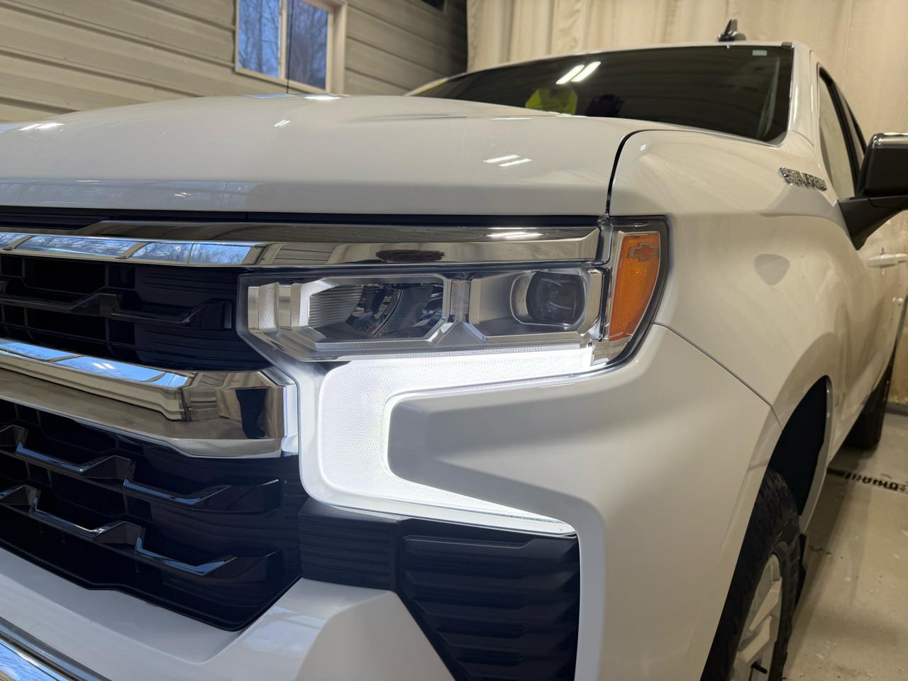 Chevrolet Silverado 1500 4WD Crew Cab 147" LT w/2FL 2023