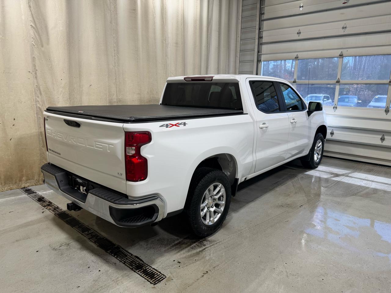 Chevrolet Silverado 1500 4WD Crew Cab 147" LT w/2FL 2023