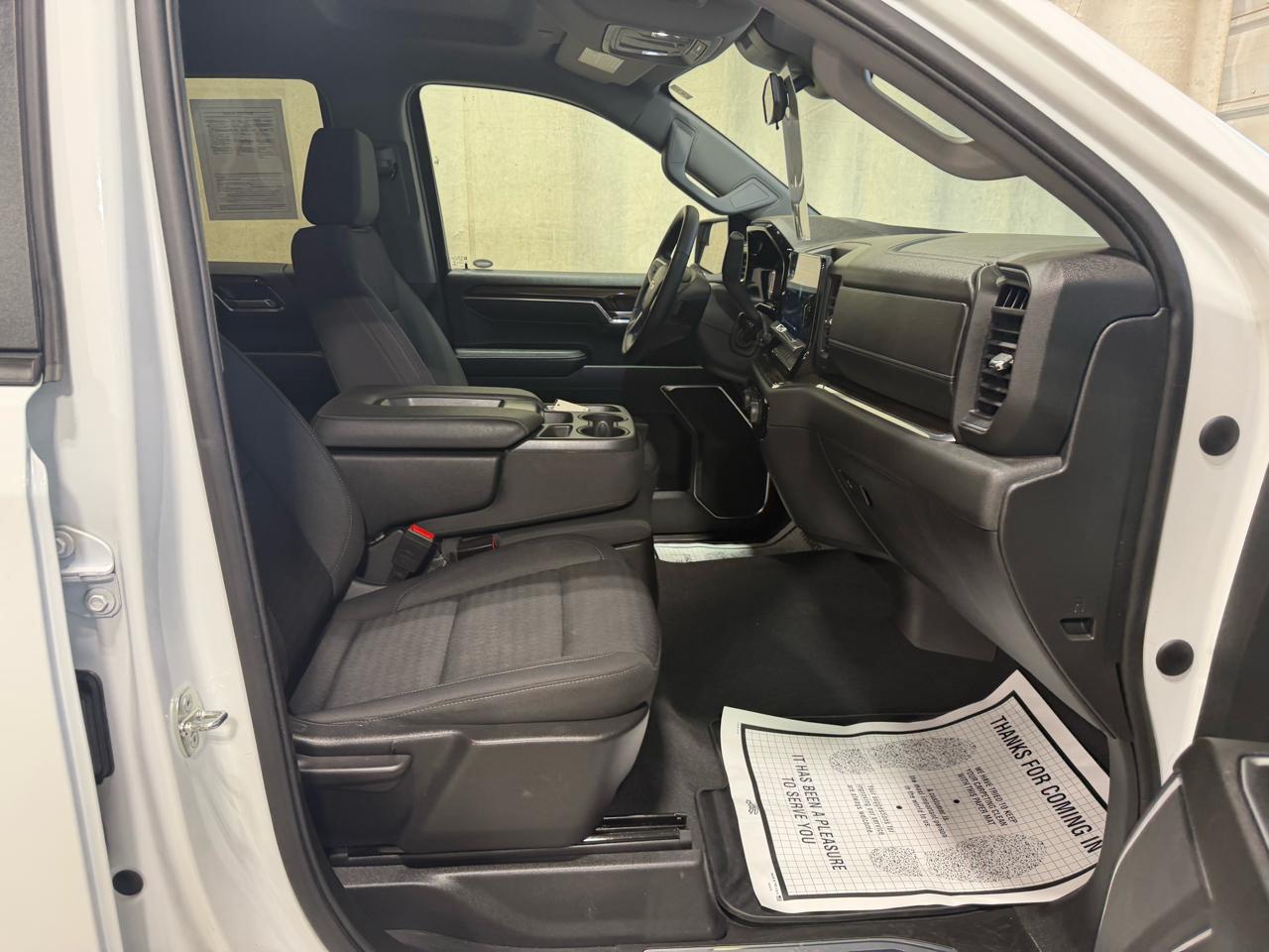 Chevrolet Silverado 1500 4WD Crew Cab 147" LT w/2FL 2023