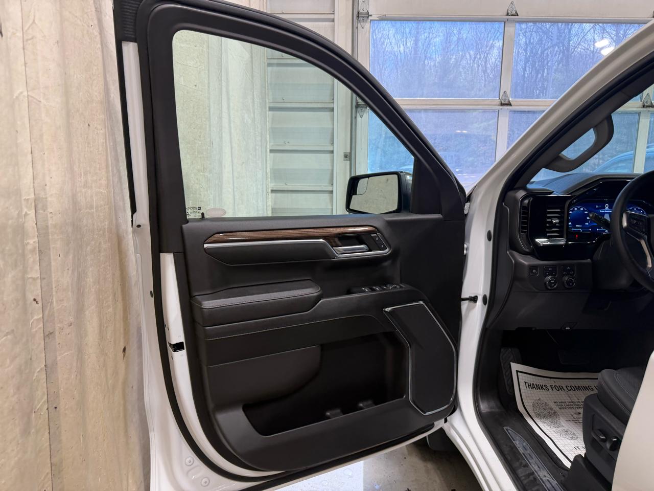 Chevrolet Silverado 1500 4WD Crew Cab 147" LT w/2FL 2023