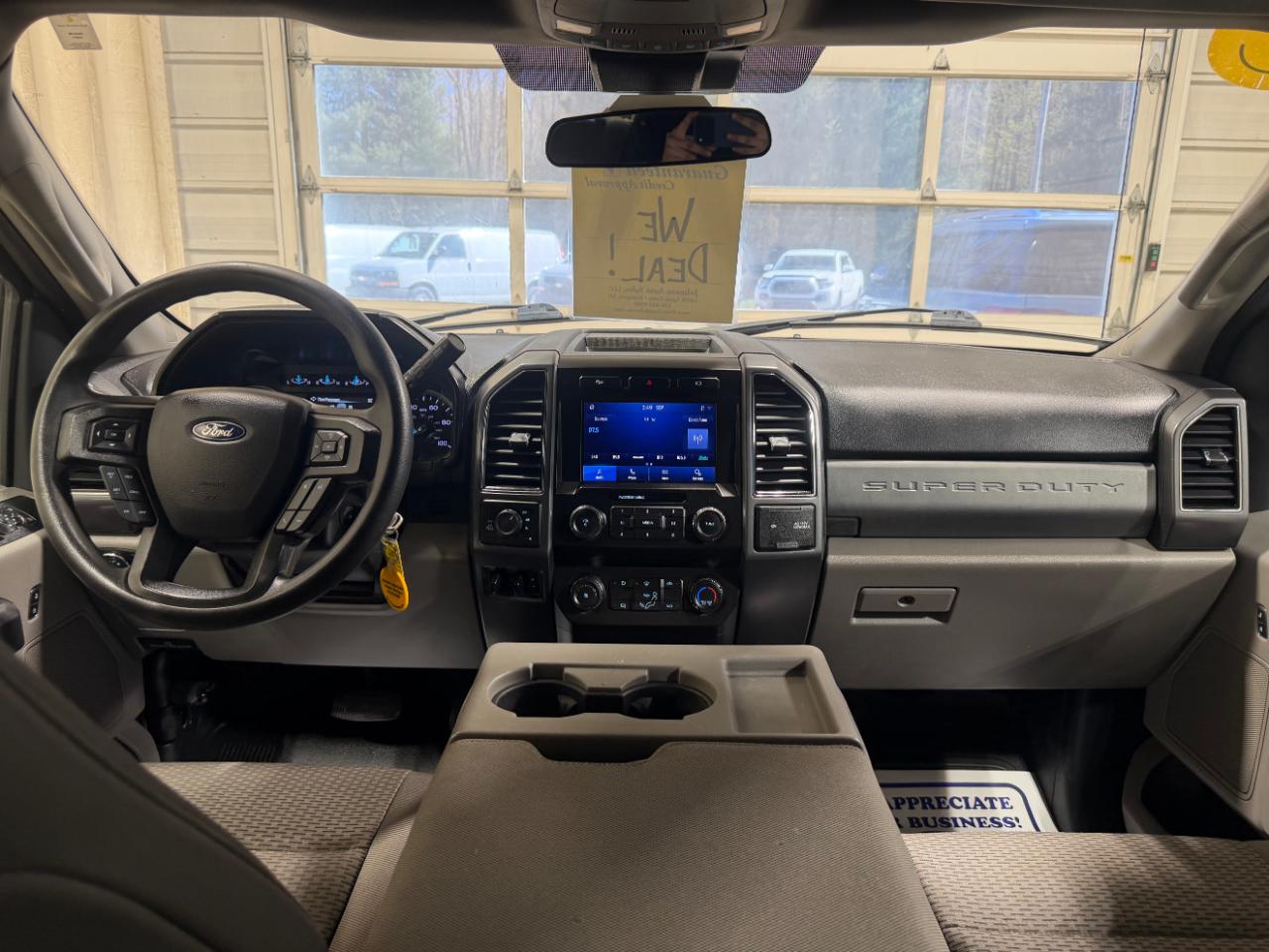 Ford Super Duty F-250 SRW XLT 4WD Crew Cab 6.75' Box 2021