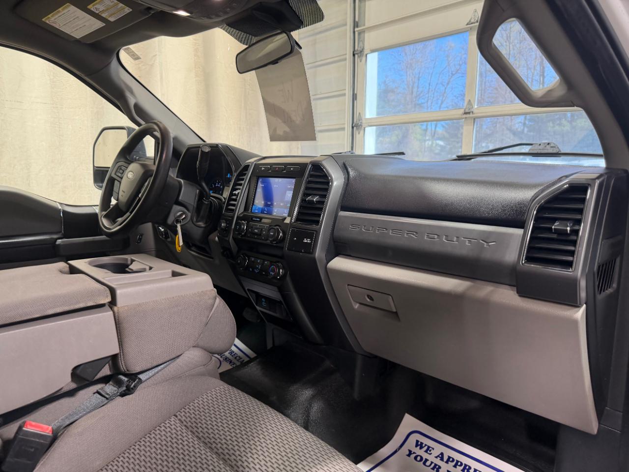 Ford Super Duty F-250 SRW XLT 4WD Crew Cab 6.75' Box 2021
