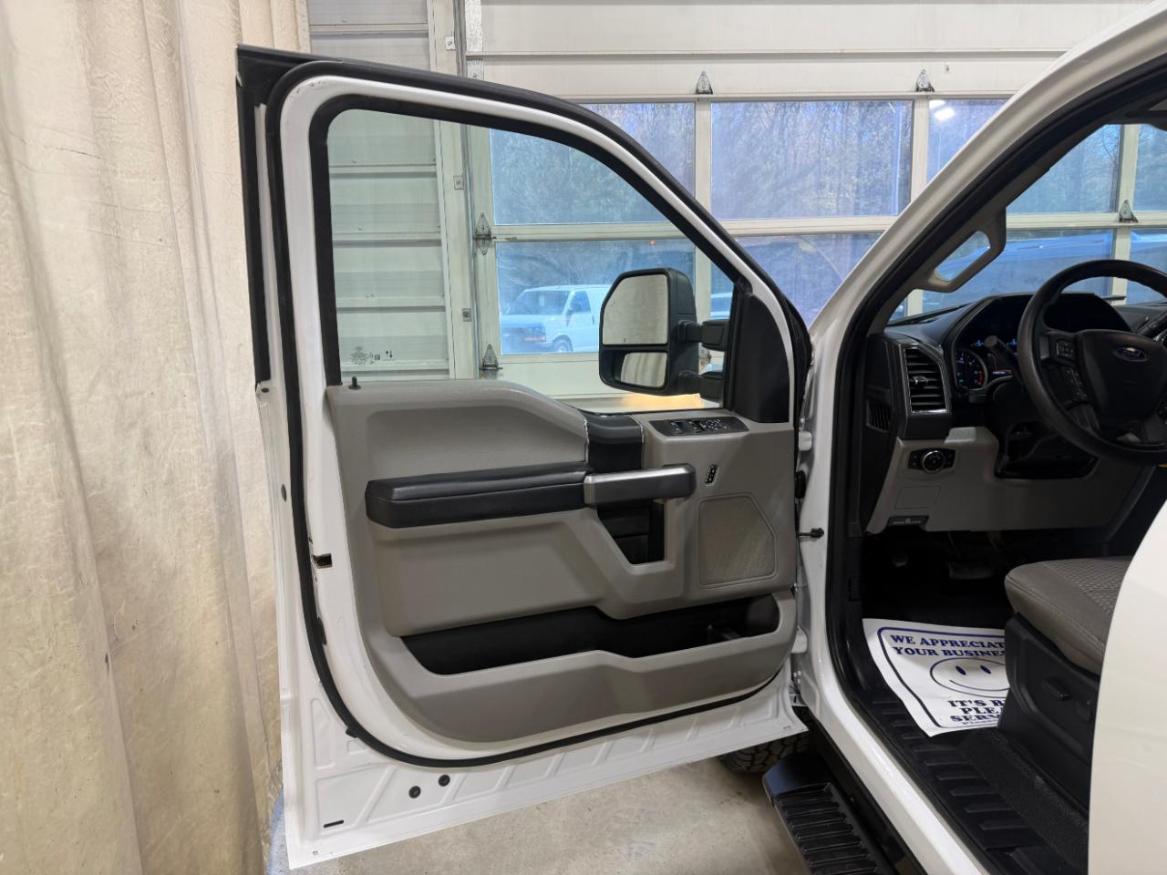 Ford Super Duty F-250 SRW XLT 4WD Crew Cab 6.75' Box 2021