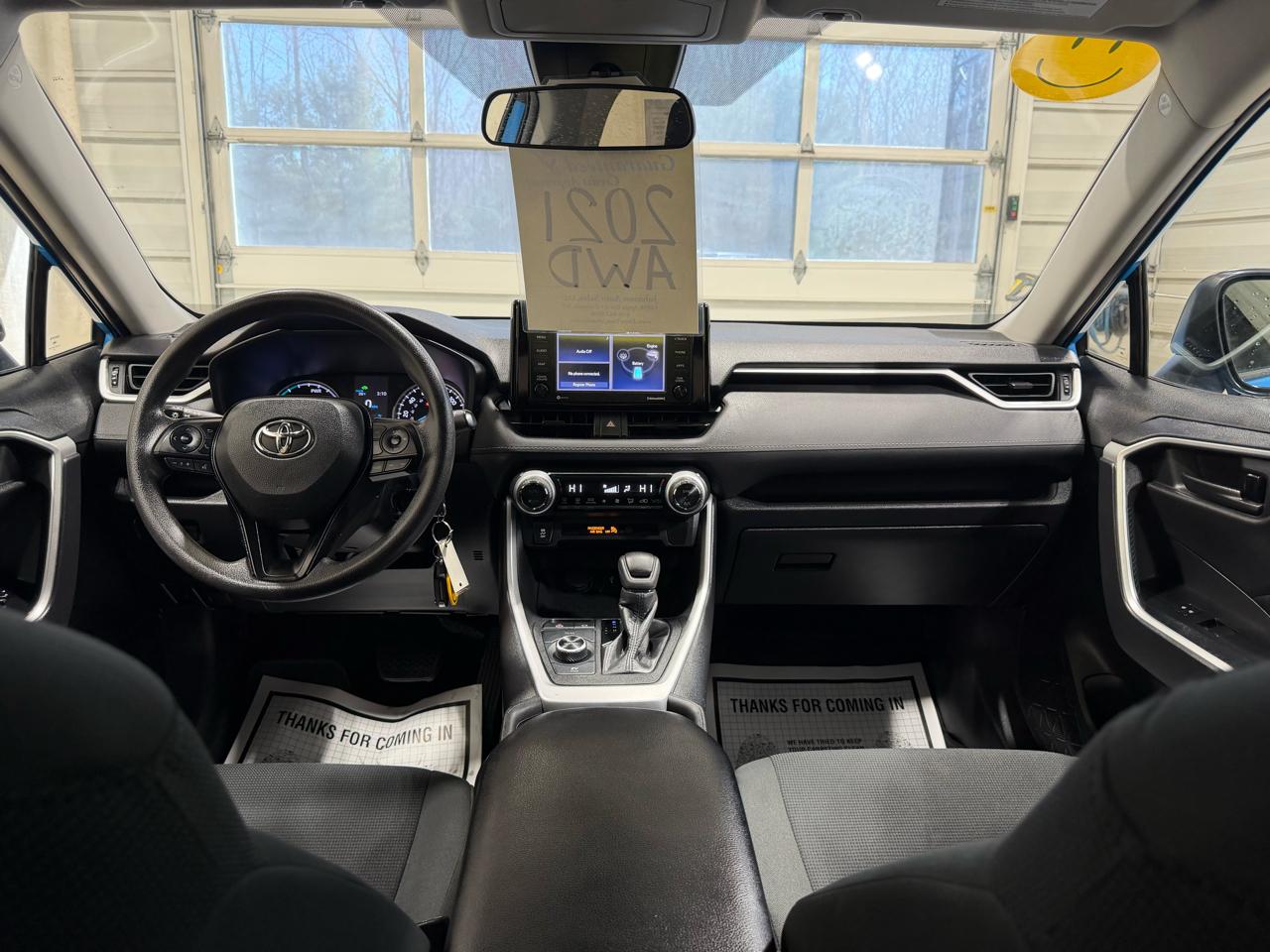 Toyota RAV4 Hybrid LE AWD (Natl) *Ltd Avail* 2021