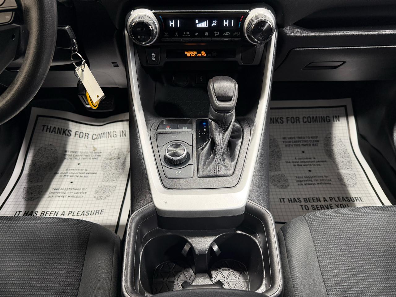 Toyota RAV4 Hybrid LE AWD (Natl) *Ltd Avail* 2021