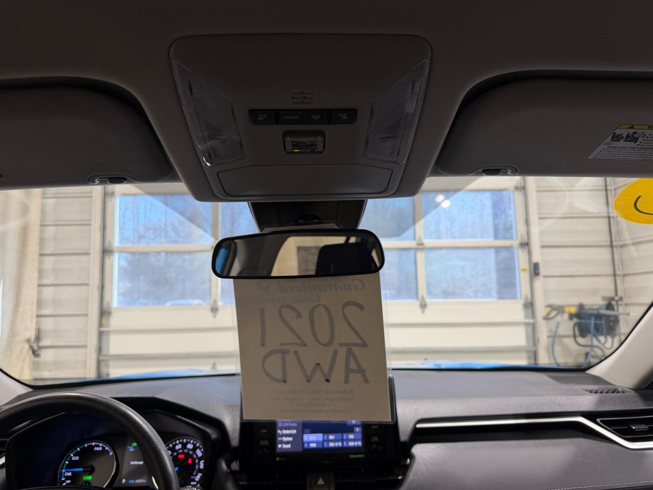 Toyota RAV4 Hybrid LE AWD (Natl) *Ltd Avail* 2021