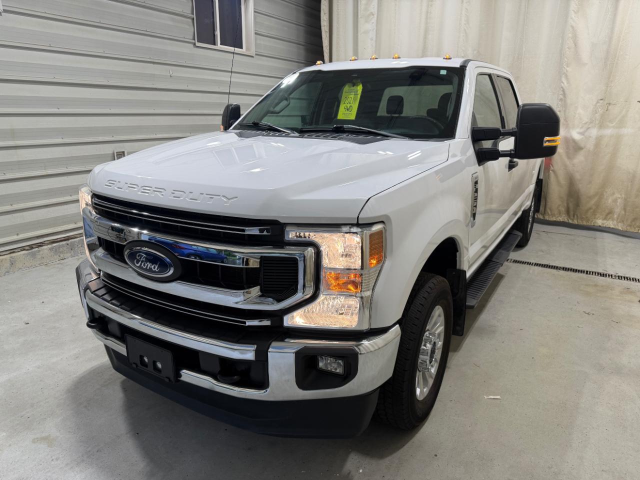 Ford Super Duty F-250 SRW XLT 4WD Crew Cab 6.75' Box 2021