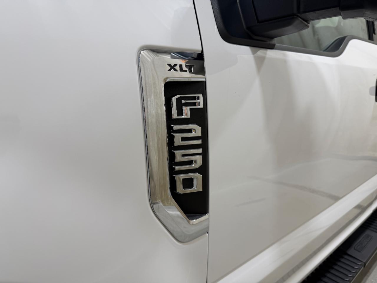 Ford Super Duty F-250 SRW XLT 4WD Crew Cab 6.75' Box 2021