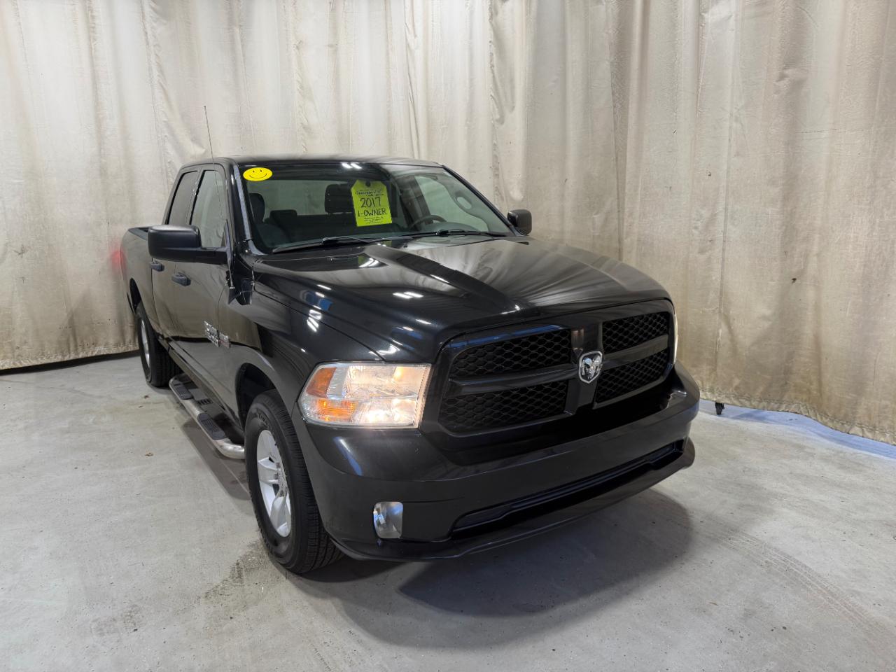 RAM 1500 Express 4x4 Quad Cab 6'4" Box 2017