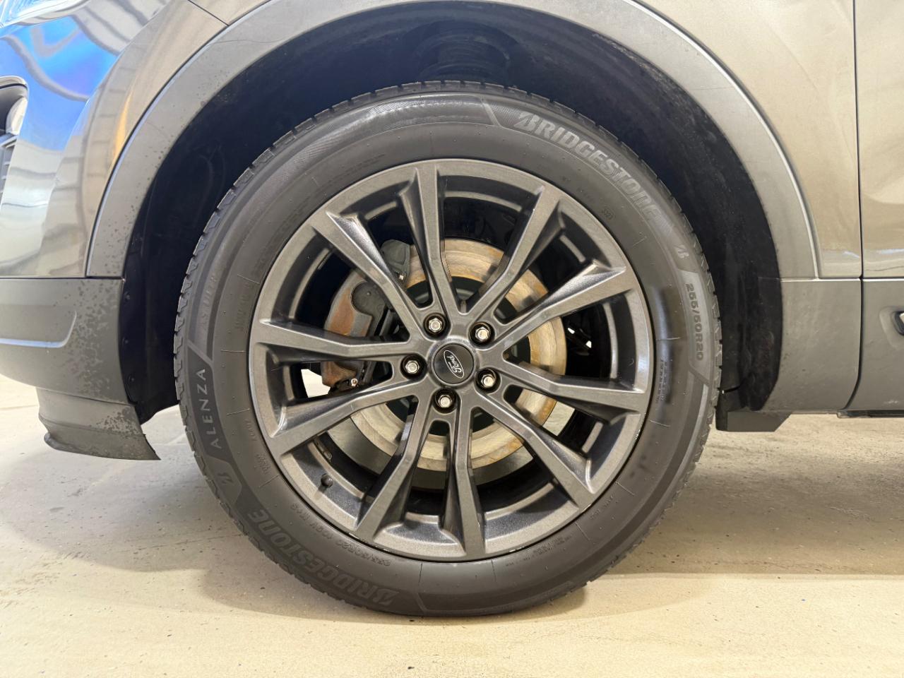 Ford Explorer XLT 4WD 2018