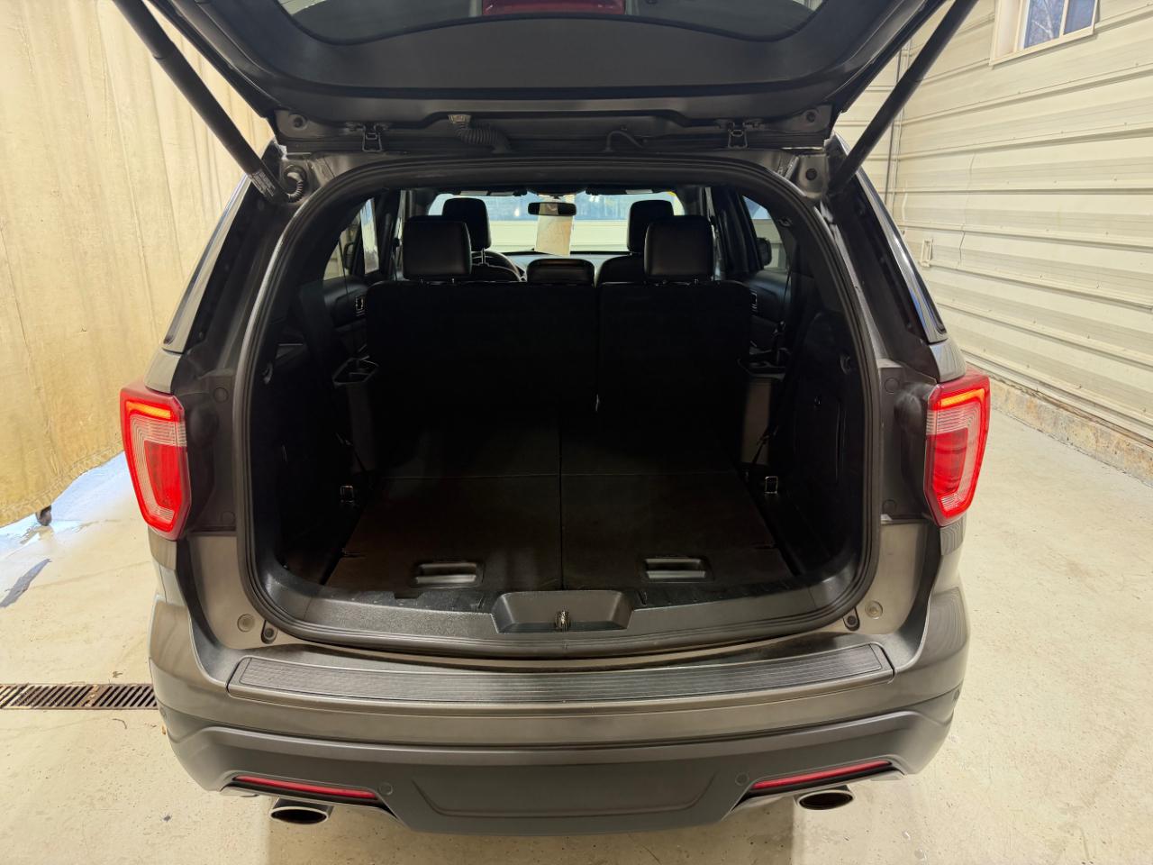 Ford Explorer XLT 4WD 2018