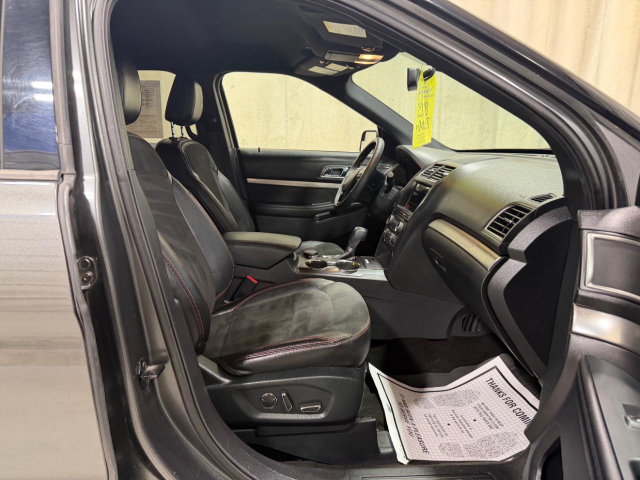 Ford Explorer XLT 4WD 2018