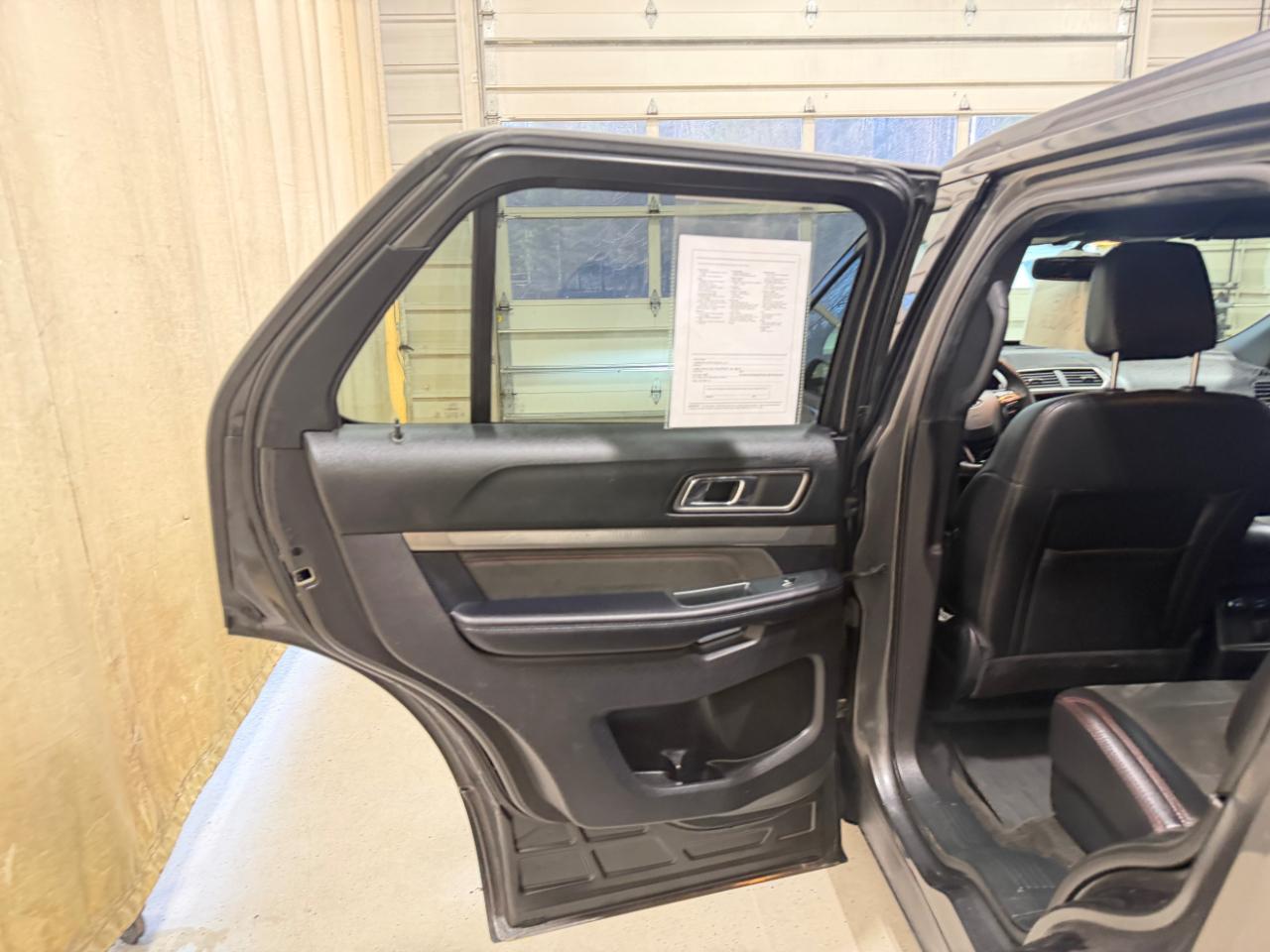 Ford Explorer XLT 4WD 2018