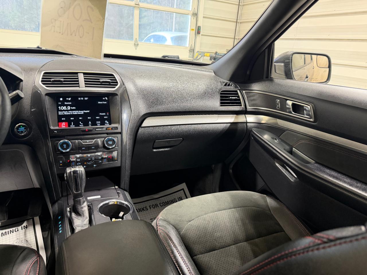 Ford Explorer XLT 4WD 2018