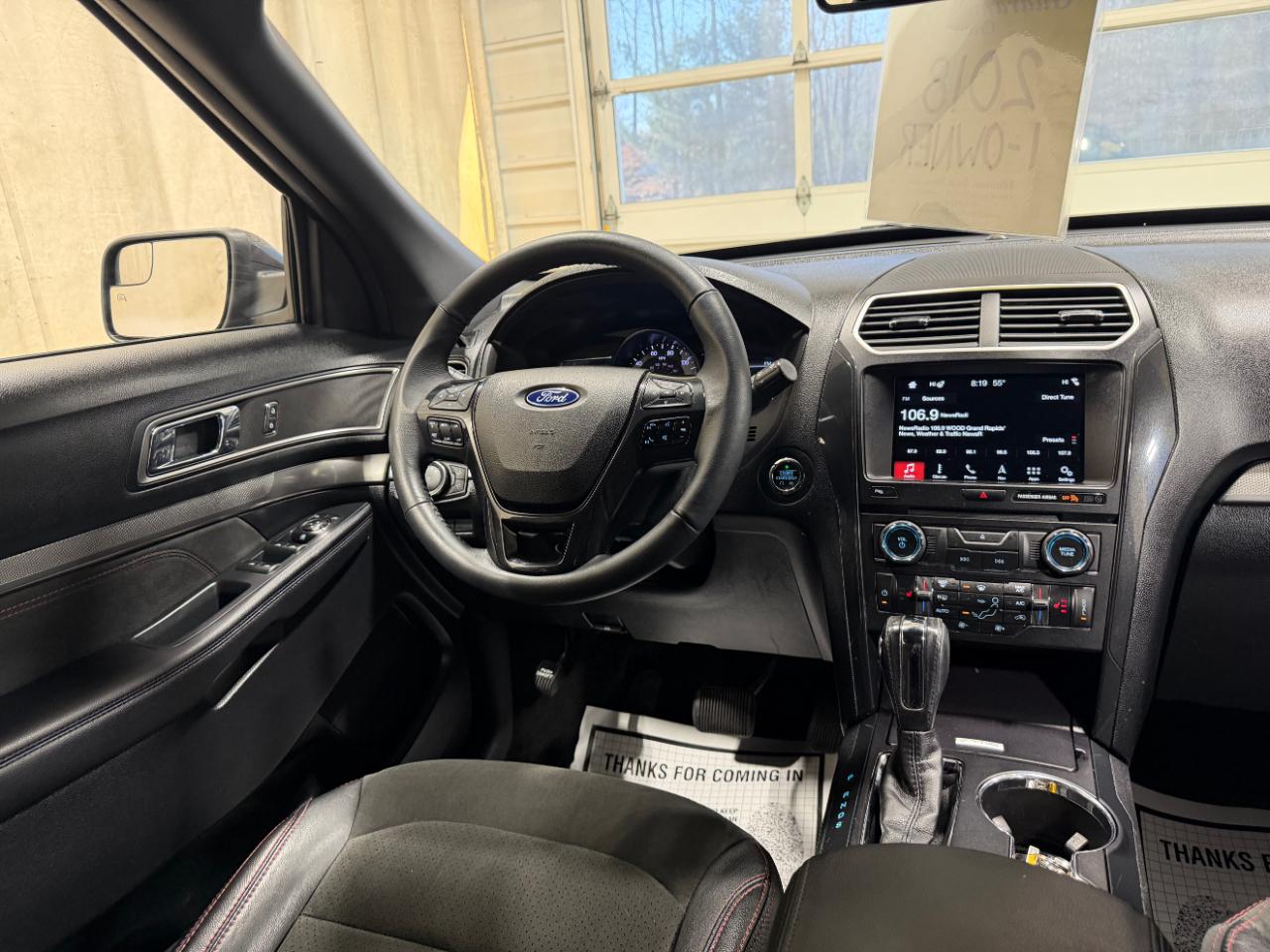 Ford Explorer XLT 4WD 2018