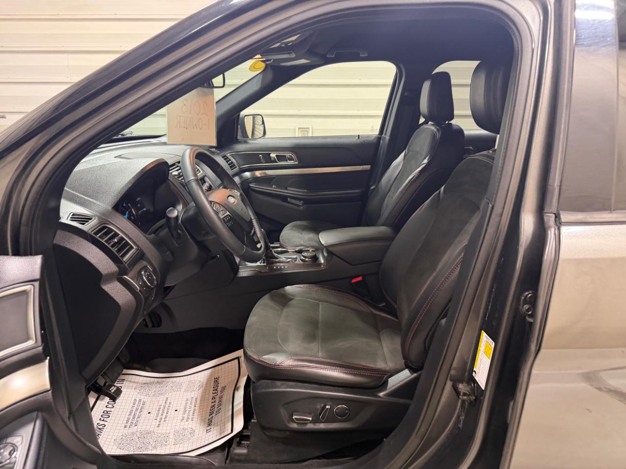 Ford Explorer XLT 4WD 2018